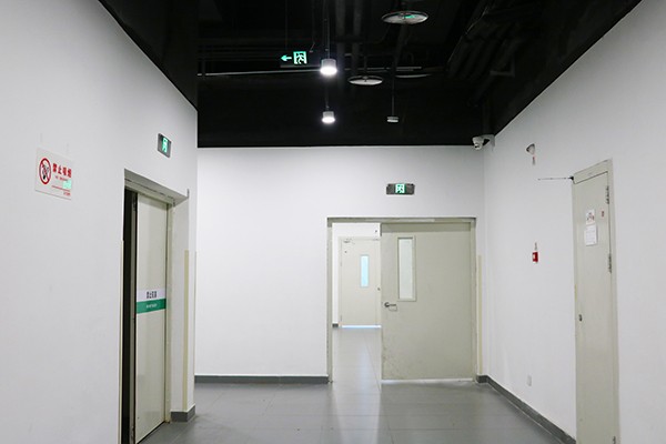 智能疏散指示系統(tǒng)能否應對多層建筑？